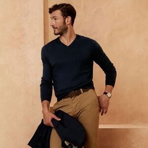 Banana Republic Premium Luxe Yarn Black V-neck Sweater Top XL cashmere silk